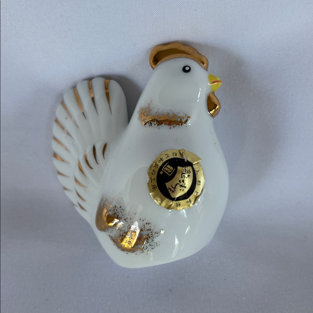 Japanese Porcelain/Ceramic Gold and White Hooster & Hen Figurines - Picture 6 of 12